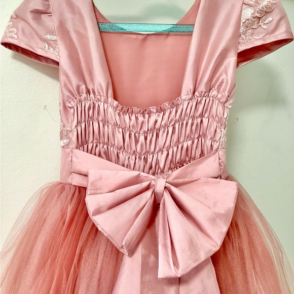 New Beautiful formal pink dress - Picture 6 of 9